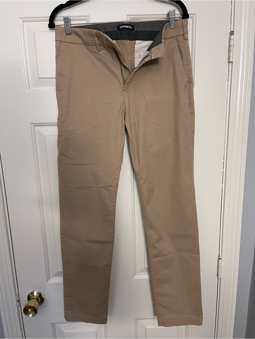 Express Men's Tan Chino Pants size 29x32